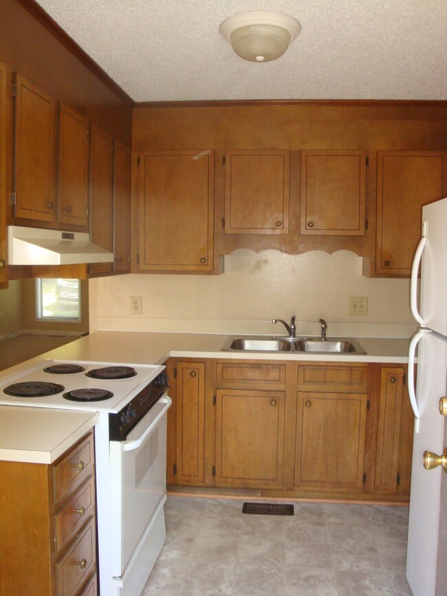 Foto del edificio - 2236 Laburnum Ave