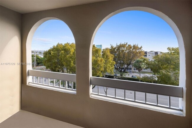 Foto del edificio - 7701 Camino Real