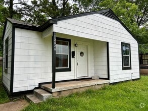 Building Photo - 2626 Hillcrest Ave