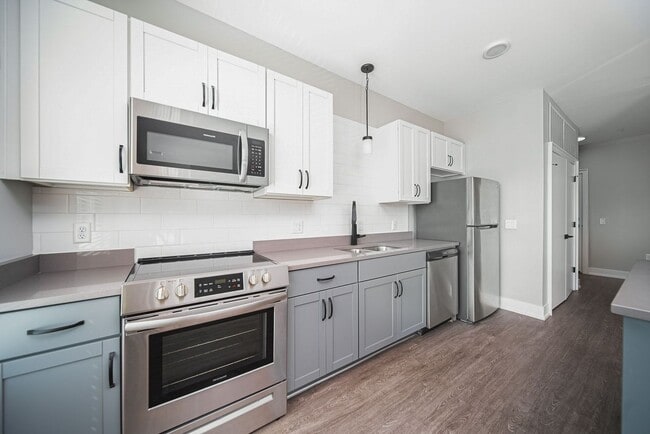 Interior Photo - The Frisbie