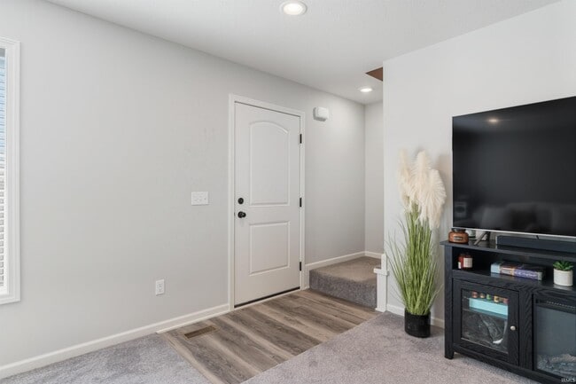 Building Photo - 14732 Verona Lks Psge