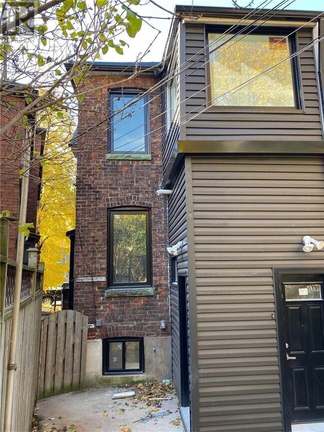 12 Rusholme Park Crescent, Toronto, ON M6J 2C9 House for Rent in Toronto, ON 12 Rusholme Park Crescent, Toronto, ON M6J 2C9 House for Rent in Toronto, ON