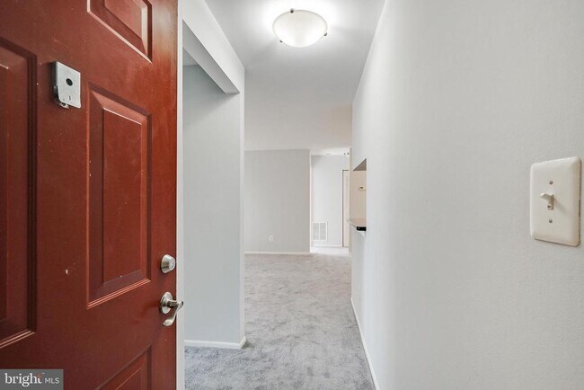 Foto del edificio - 1781 Jonathan Way