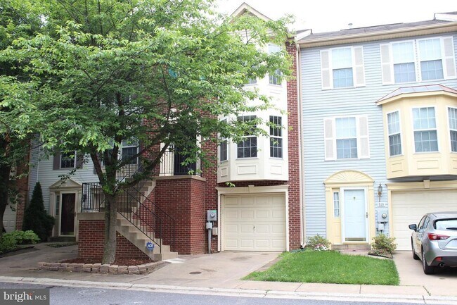 Frente de la casa - 521 Primus Ct
