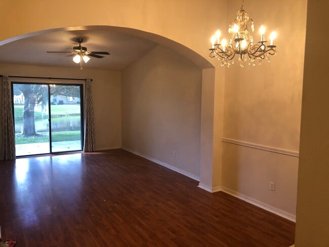 Living Area - 743 Ginger Mill Dr