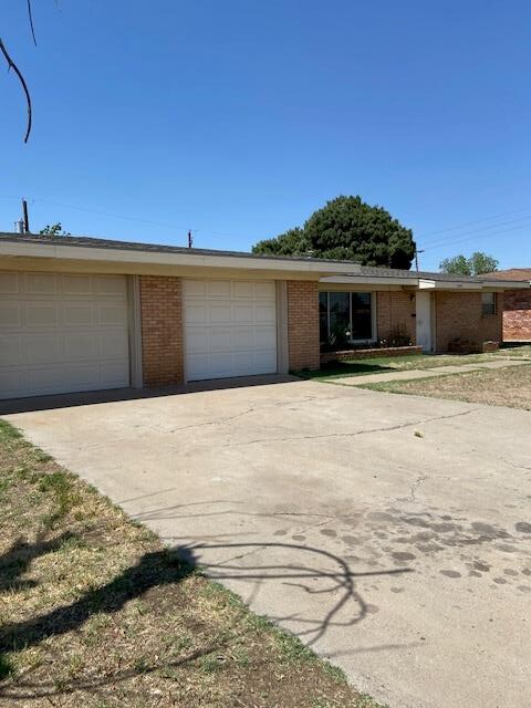 Primary Photo - 1205 Wilshire Dr