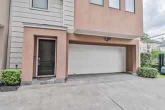 Building Photo - 4403 Austin St