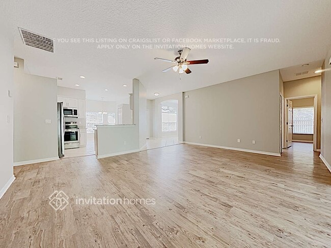 Foto del edificio - 1901 Precious Cir