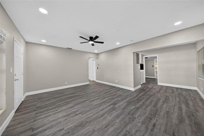 Foto del edificio - 1541 NW 7th Terrace