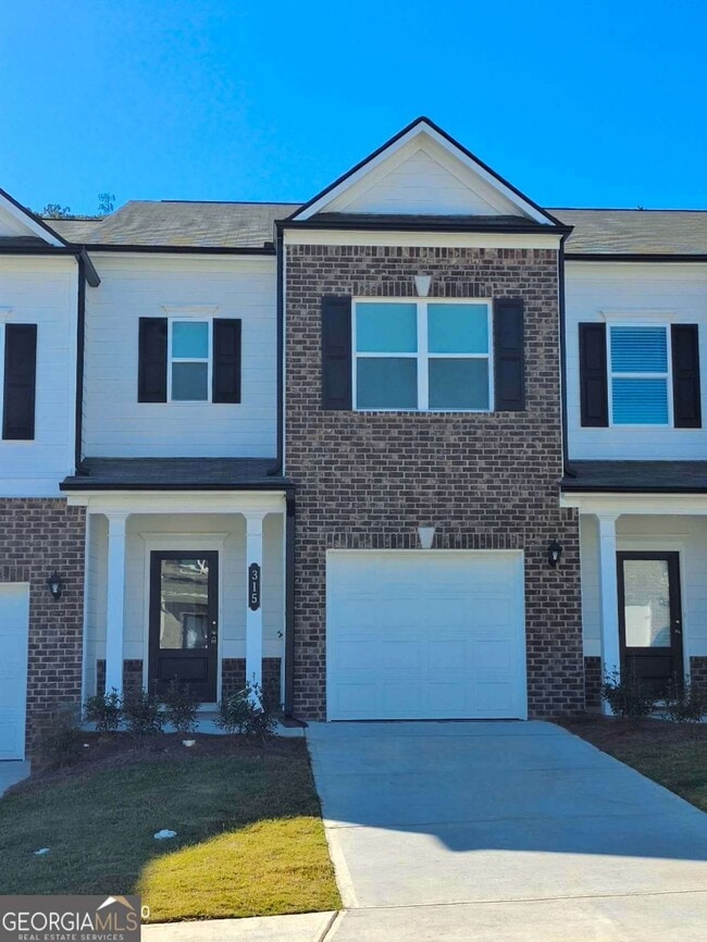 Building Photo - 315 Skye Ln