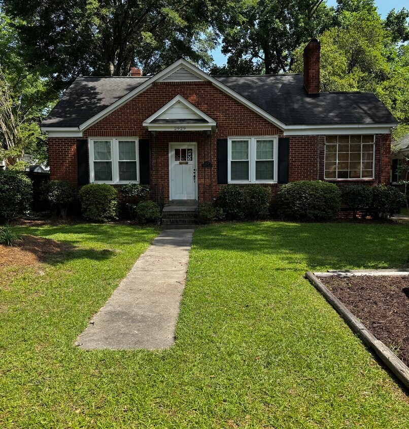 Primary Photo - 2929 Prentice Ave