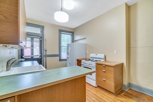 Foto del edificio - 164 Almond Way