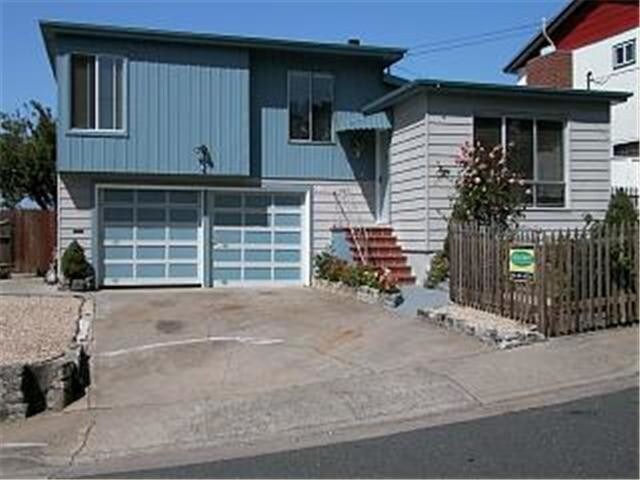 Primary Photo - 501 Rocca Ave