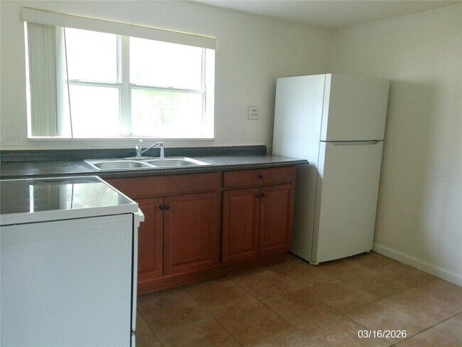 Foto del edificio - 808 S Central Ave