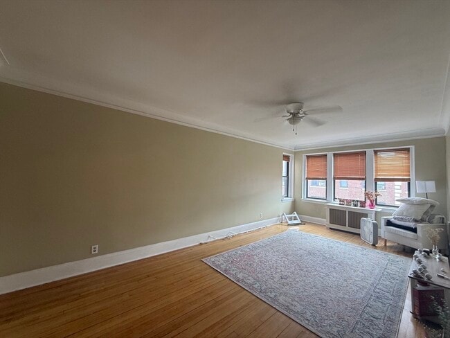 Building Photo - 145 Englewood Ave
