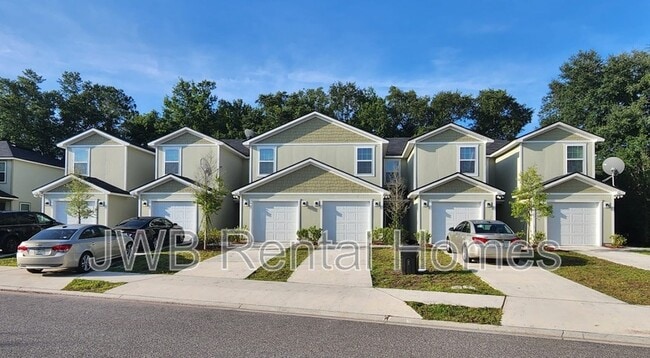 Building Photo - 7872 Playschool Ln