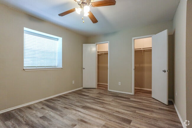 2HAB, 1BA - 850 ft² - The Oaks At Moritz Apartments