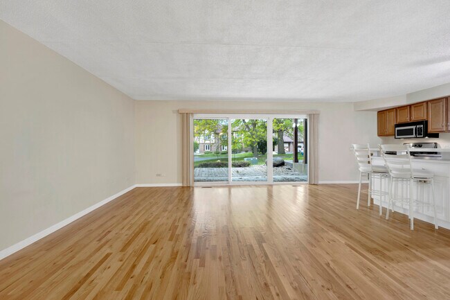 Foto del edificio - 15502 Orlan Brook Dr