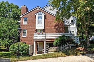 Building Photo - 3152 Covewood Ct