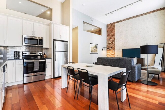 Foto del edificio - 822 Perdido St