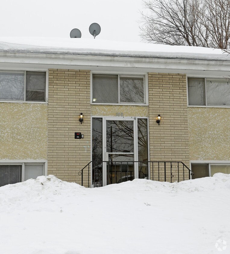 Building Photo - 588 Hatch Ave