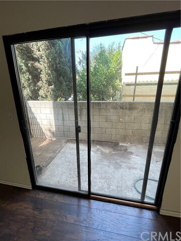 Building Photo - 373 S Sierra Madre Blvd