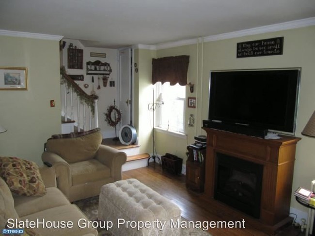 Building Photo - 206 Princeton Ave