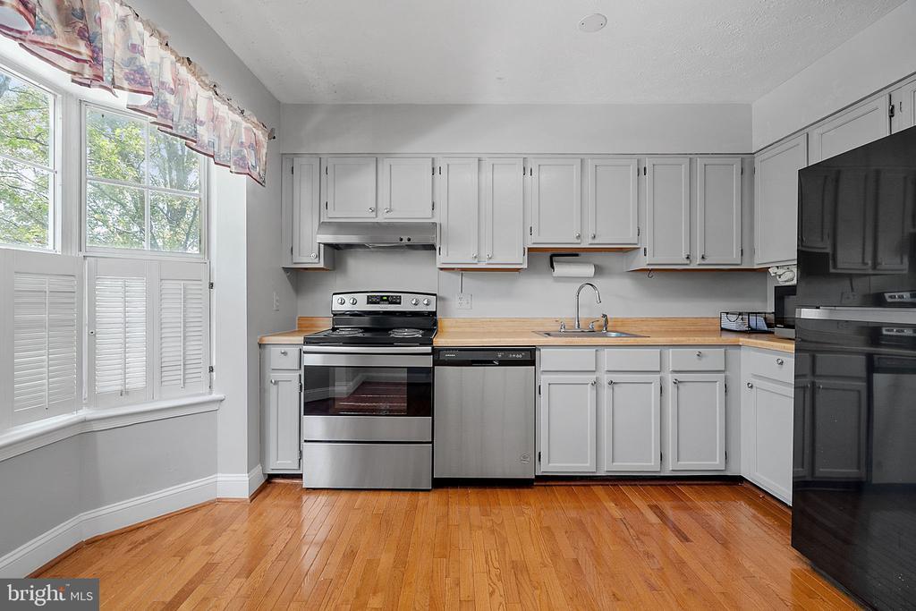 Primary Photo - 7 Powhurst Ct