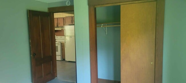 Photo - South Main Street Bethel (438) Apartment
