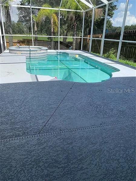 Foto del edificio - 1427 Emerald Hill Way