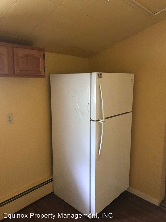 Building Photo - 606 3rd Ave