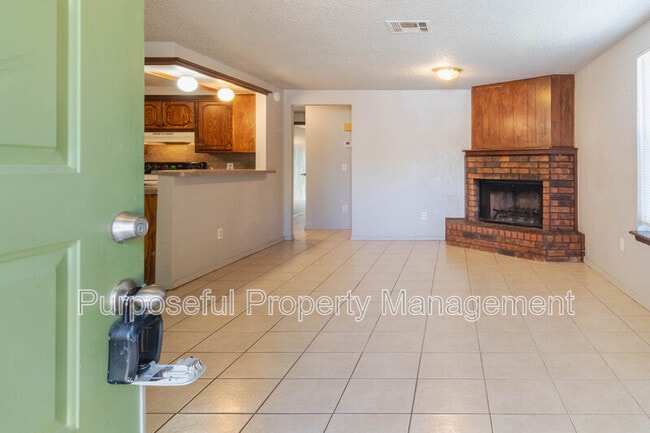 Building Photo - 930 SW 63rd St