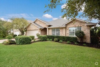Building Photo - 1602 Silver Spur Cove