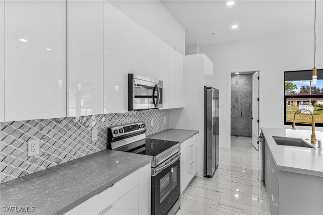 Foto del edificio - 4112 2nd St SW