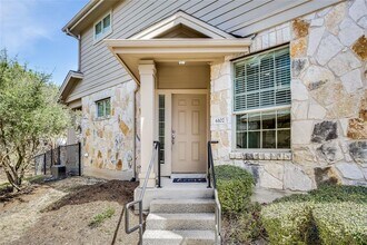 Building Photo - 3101 Davis Ln