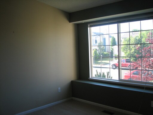Building Photo - 4260 Archwood Dr