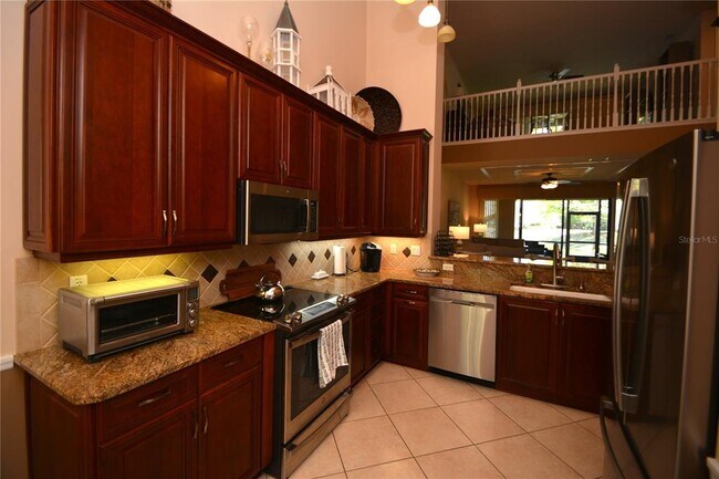 Foto del edificio - 706 Cobblestone Dr