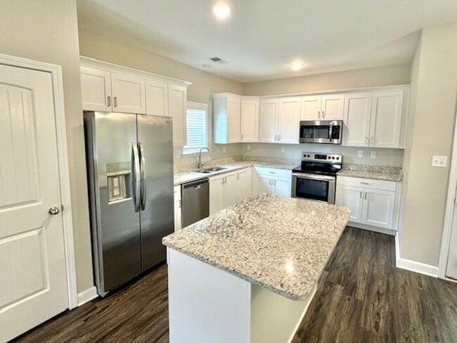 Building Photo - Now Leasing in Horn Lake @ Nicole Place