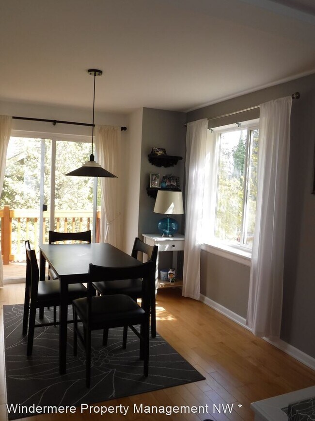 Foto del edificio - 2 br, 2 bath House - 7437 210th St SW #1