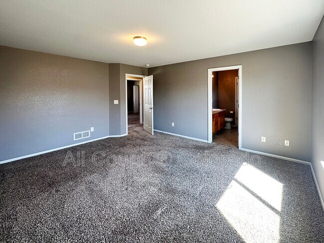 Building Photo - 4945 Haiti Way