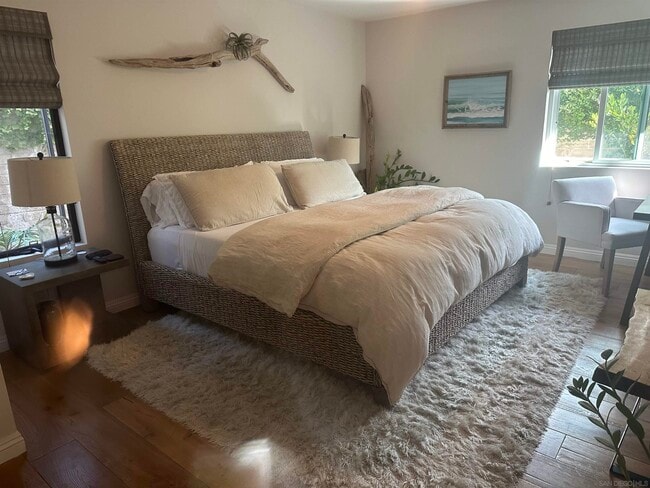 Foto del edificio - 242 Dolphin Cove Ct