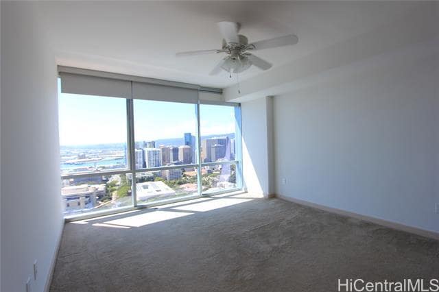 Building Photo - 555 South St