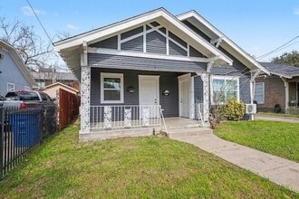 Building Photo - 4805 Belmont Ave