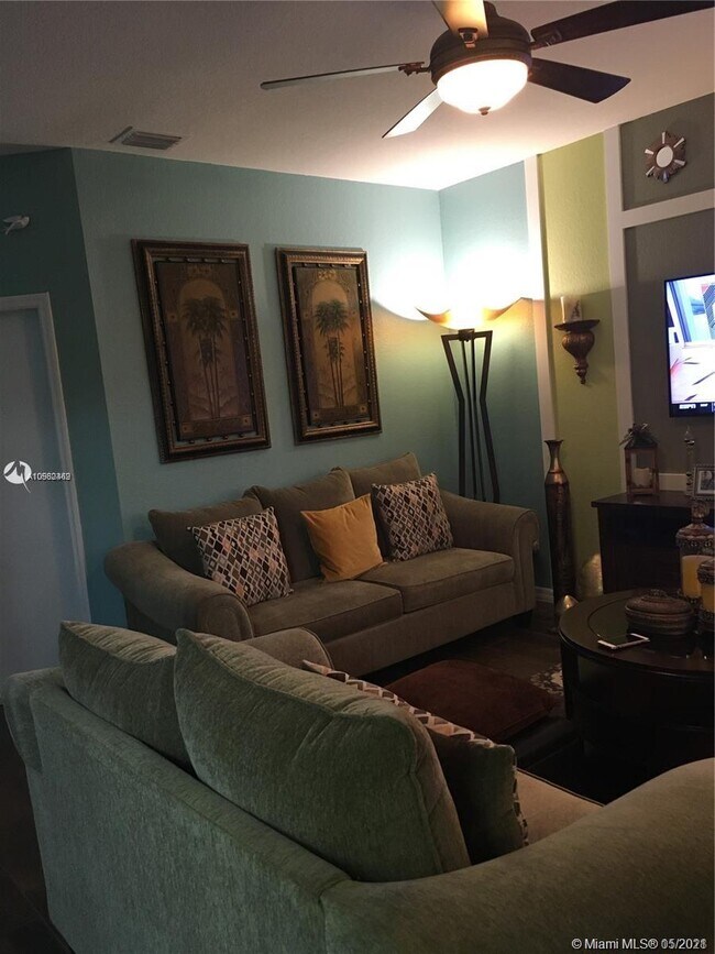 Foto del edificio - 1037 NW 33rd Ct