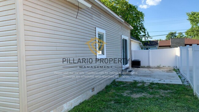 Foto del edificio - 2300 S A. St.