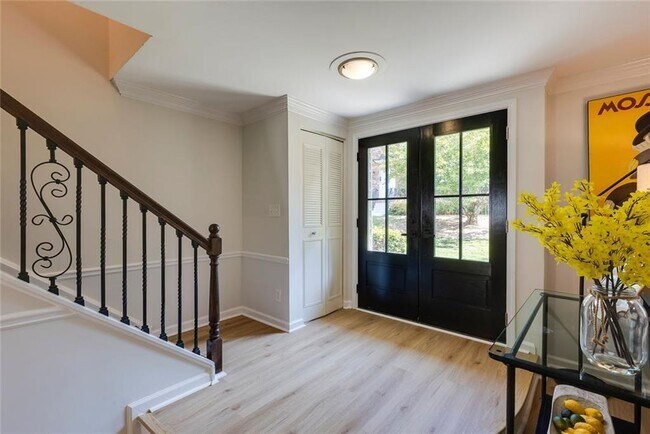Foto del edificio - 7090 Stonington Dr NE