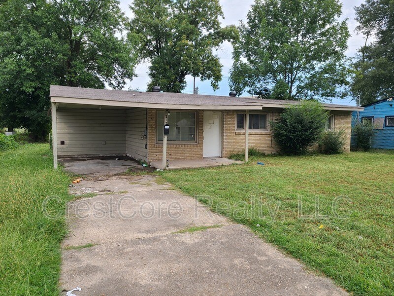 Primary Photo - 217 Bettis St