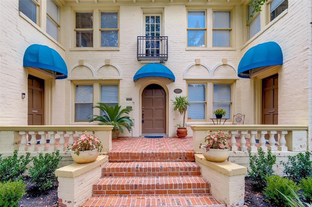 1215 Bartlett St Unit 3, Houston, TX 77006 Room for Rent in Houston