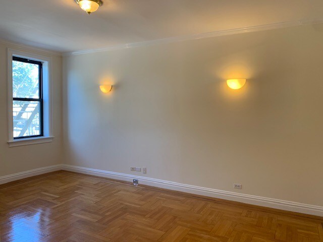 Foto principal - 360 E 234th St