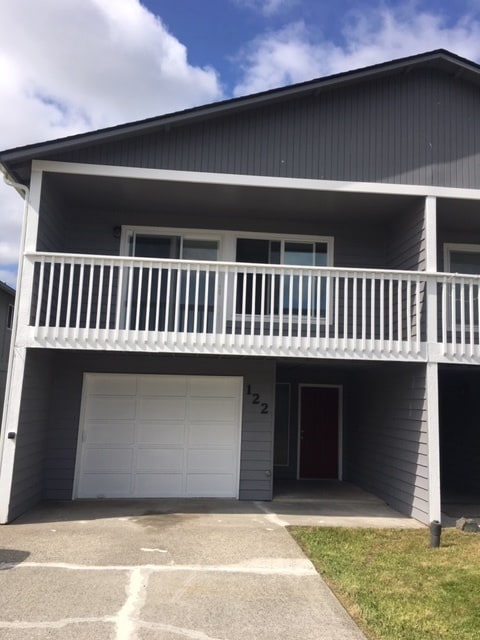 Building Photo - 120 Cowan Ct